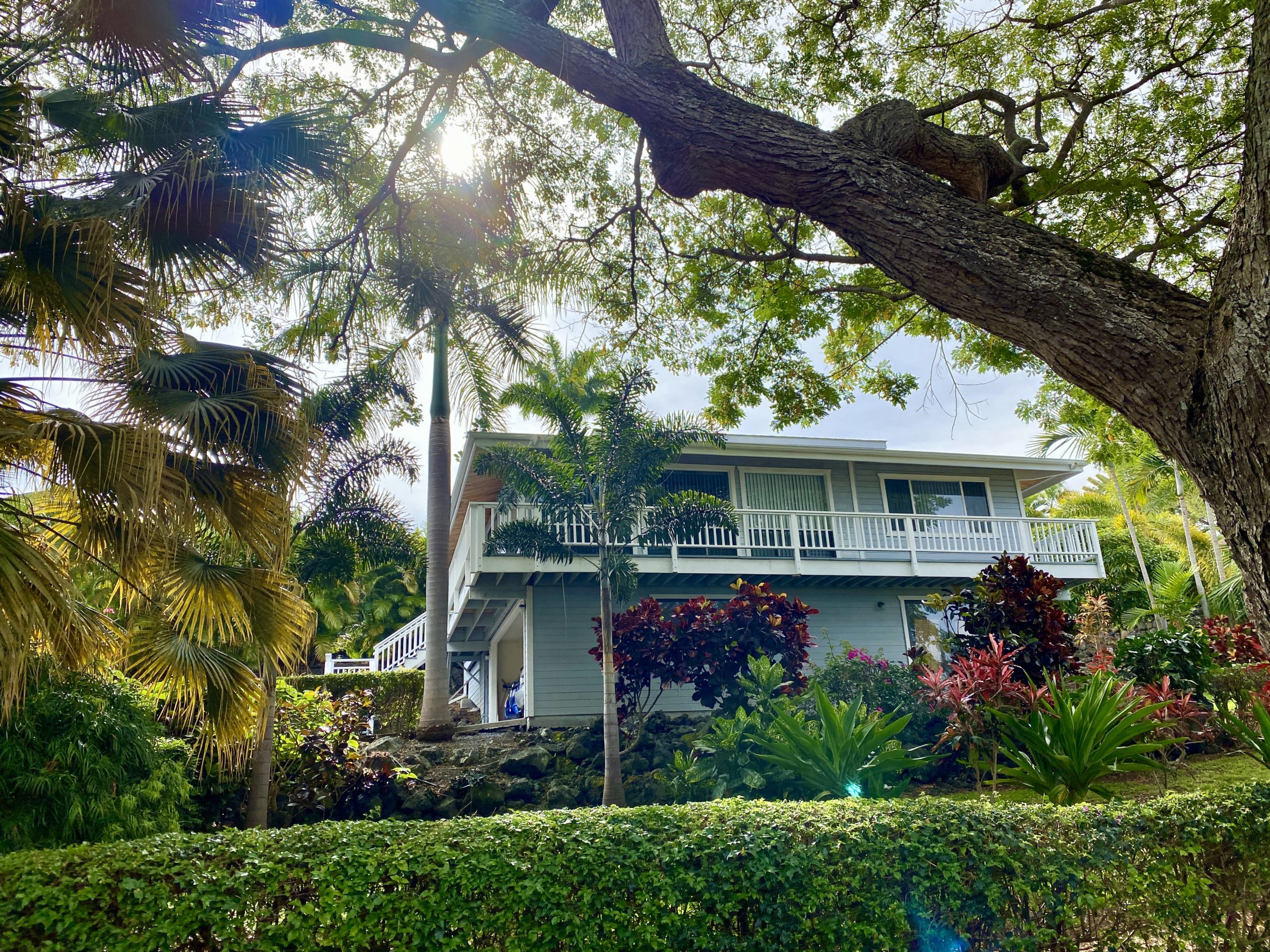 Read more about the article West Hawaii and Hawaii Island Real Estate Market Update May 2022